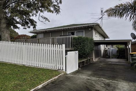 Photo of property in 36 Kirby Street, Glendene, Auckland, 0602