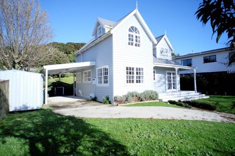 Photo of property in 28 Albatross Close, Whitby, Porirua, 5024