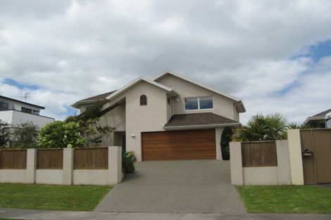 Photo of property in 37 Tiri Road, Manly, Whangaparaoa, 0930