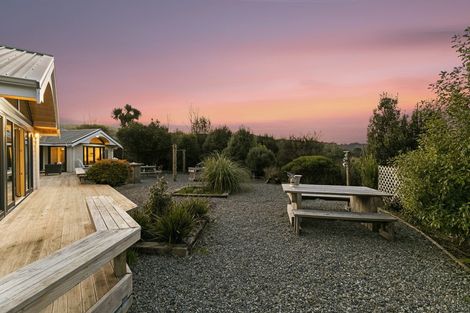 Photo of property in 31b Kakariki Way, Whitemans Valley, Upper Hutt, 5371