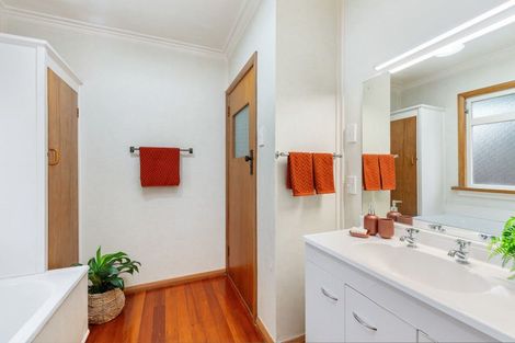 Photo of property in 17 Grey Street, Feilding, 4702