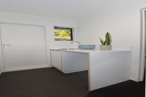 Photo of property in 2/11 Taupata Street, Redcliffs, Christchurch, 8081