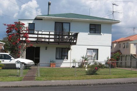 Photo of property in 4 Ellis Avenue, Mount Roskill, Auckland, 1041