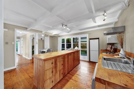 Photo of property in 18 Ohawe Terrace, Ohawe, Hawera, 4671