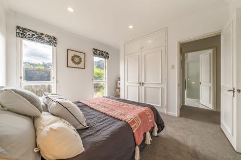 Photo of property in 62a Chatsworth Road, Silverstream, Upper Hutt, 5019