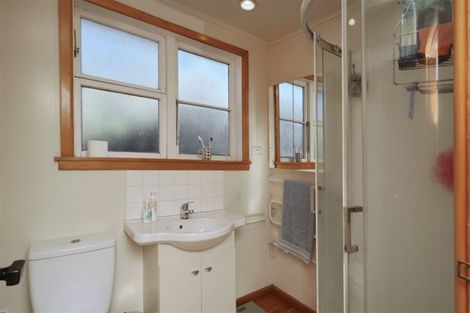 Photo of property in 2/7 Wilmot Street, Northcote, Christchurch, 8052