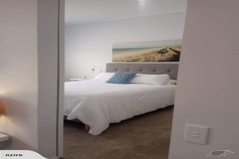 Photo of property in 2/19 Oban Road, Browns Bay, Auckland, 0630