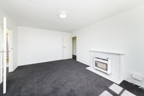 Photo of property in 33 Crewe Crescent, Hokowhitu, Palmerston North, 4410