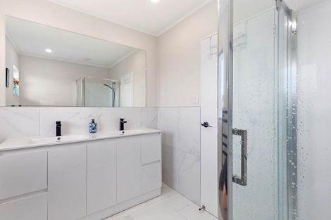 Photo of property in 2/15 Kohiwi Road, Manurewa, Auckland, 2102