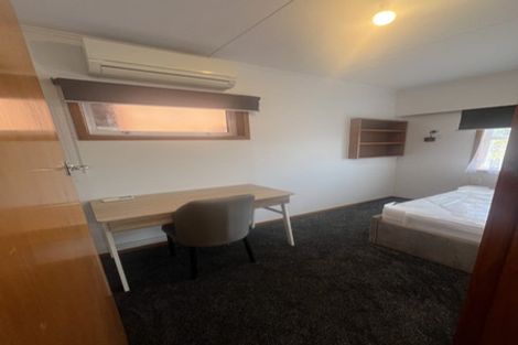 Photo of property in 28a Hillcrest Road, Hillcrest, Hamilton, 3216