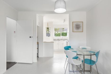 Photo of property in 5/1 Ribblesdale Road, Henderson, Auckland, 0612