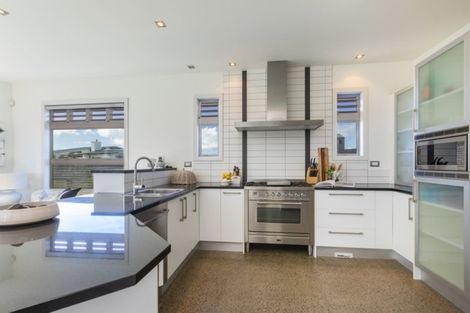 Photo of property in 29 Kewai Street, Omaha, 0986