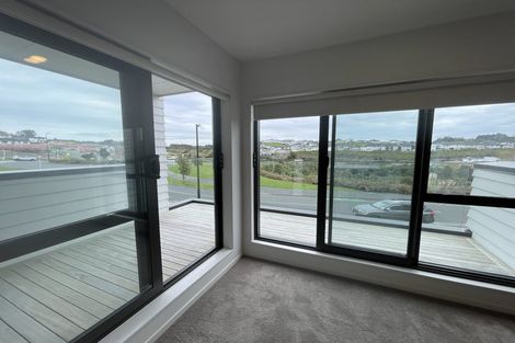 Photo of property in 6 Arran Point Parade, Orewa, 0931