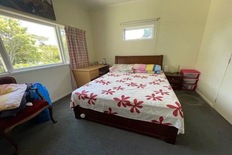 Photo of property in 53 Kaurilands Road, Titirangi, Auckland, 0604