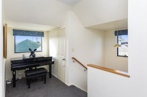 Photo of property in 1a Delph Street, Avonhead, Christchurch, 8042