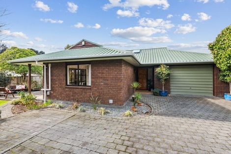 Photo of property in 15 Windsor Avenue, Waikanae, 5036