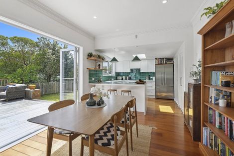 Photo of property in 10a Highland Crescent, Wadestown, Wellington, 6012