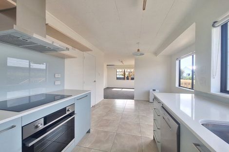 Photo of property in 11a Riversdale Road, Avondale, Auckland, 1026