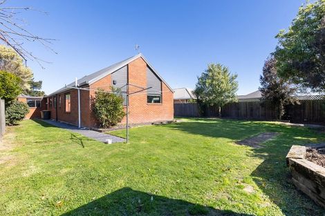 Photo of property in 18 Briarmont Street, Avondale, Christchurch, 8061