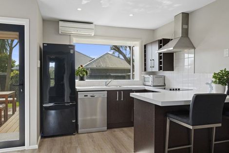 Photo of property in 2/10 Nottingham Avenue, Halswell, Christchurch, 8025