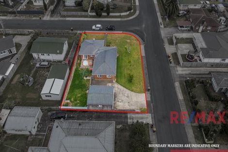 Photo of property in 2 Belgrave Place, Papakura, 2110