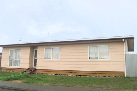 Photo of property in 8a Arklow Place, Flaxmere, Hastings, 4120