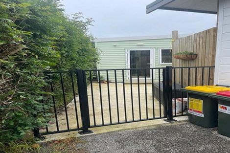 Photo of property in 8-8a Walton Avenue, Waikanae, 5036