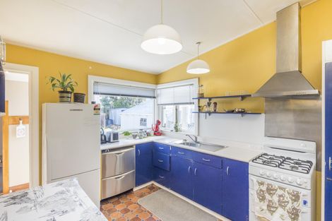 Photo of property in 18 Bryant Street, Takaro, Palmerston North, 4412