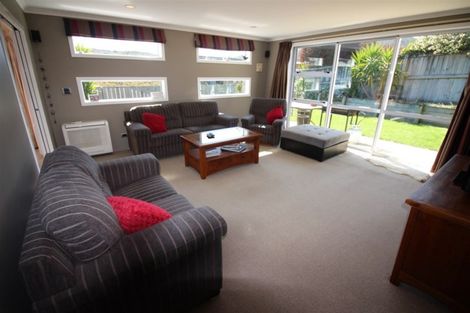 Photo of property in 25 Admiralty Place, Waikawa, Picton, 7220