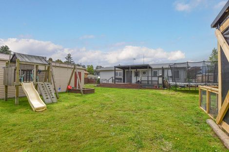 Photo of property in 10 John Road, Fairy Springs, Rotorua, 3015