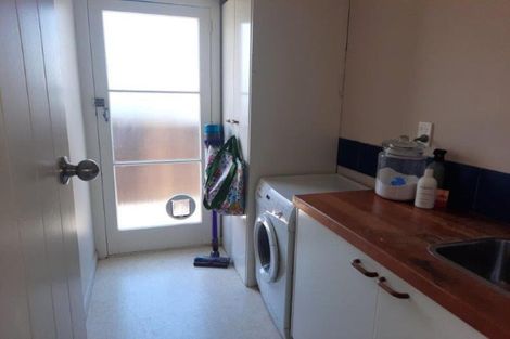 Photo of property in 16 Hadlow Place, Burnside, Christchurch, 8041