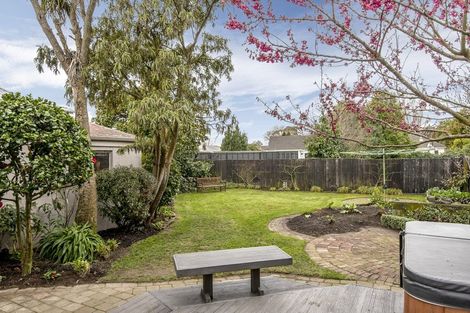 Photo of property in 160 Idris Road, Strowan, Christchurch, 8052