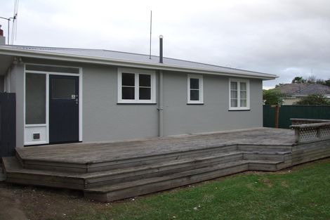 Photo of property in 16 Stirling Crescent, Hokowhitu, Palmerston North, 4410