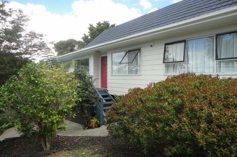 Photo of property in 9 Hiwihau Place, Glenfield, Auckland, 0629