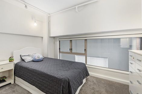 Photo of property in Stadium Garden Flats, 102/107 Thorndon Quay, Pipitea, Wellington, 6011