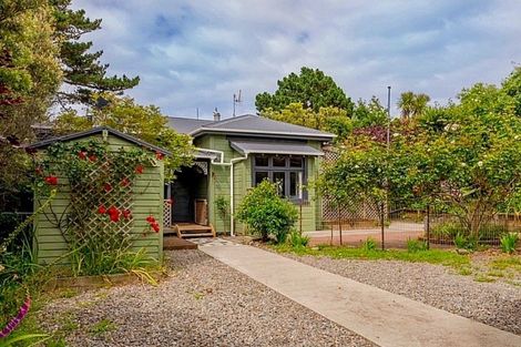 Photo of property in 7 Arthur Street, Waikawa Beach, Levin, 5573