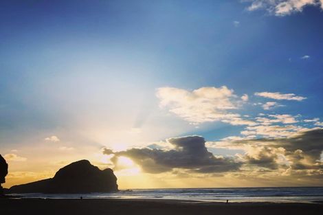 Photo of property in 12 Sylvan Glade, Piha, 0772