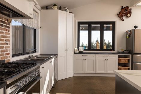 Photo of property in 17 Sarona Park Drive, Omanawa, Tauranga, 3171