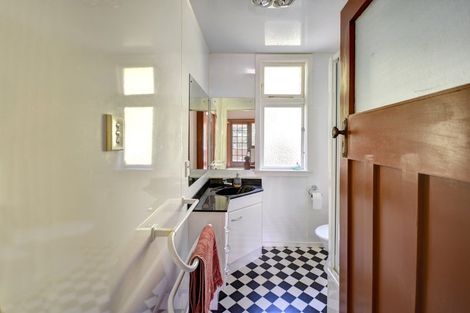 Photo of property in 32 Montague Street, North East Valley, Dunedin, 9010