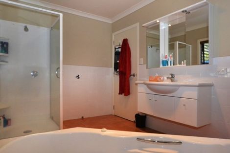 Photo of property in 2 Knox Place, Leamington, Cambridge, 3432