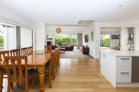 Photo of property in 17 Crown Close, Prebbleton, 7604