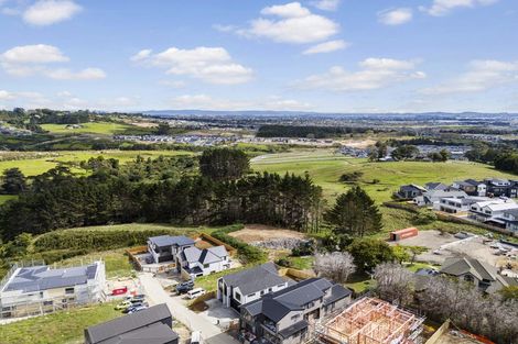Photo of property in 9 Backridge Way, Flat Bush, Auckland, 2019