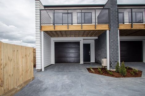 Photo of property in 9/10 Charlemont Street, Whitiora, Hamilton, 3200