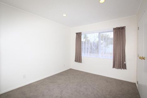 Photo of property in 19 Mt Blanc Place, Northpark, Auckland, 2013