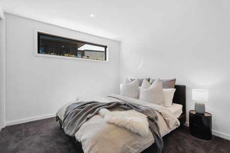 Photo of property in 25 Matipo Street, Wanaka, 9305