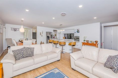 Photo of property in 58 Landing Road, Kerikeri, 0230