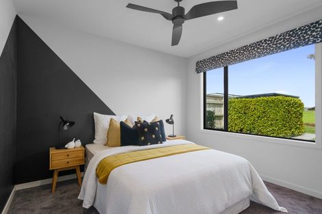 Photo of property in 20 Clifford Close, Leamington, Cambridge, 3432