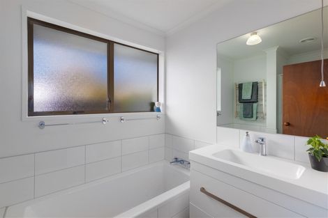 Photo of property in 34 Whitehall Street, Mairehau, Christchurch, 8013