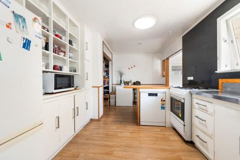 Photo of property in 15 Kettle Avenue, Awapuni, Palmerston North, 4412