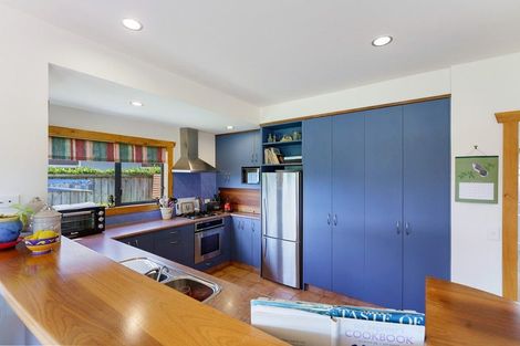 Photo of property in 7 Marewa Place, Waikanae Beach, Waikanae, 5036